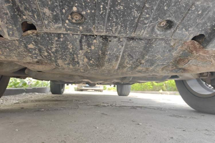 Used SAIC MAXUS D90  Chassis Front