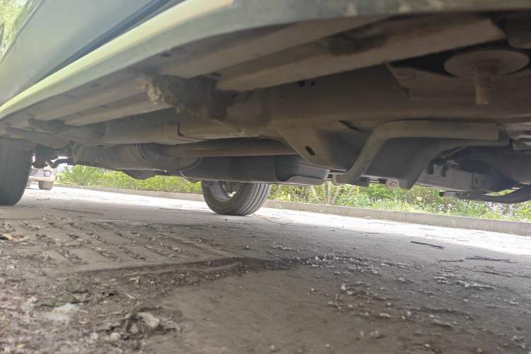 Used SAIC MAXUS D90  Chassis Front Right