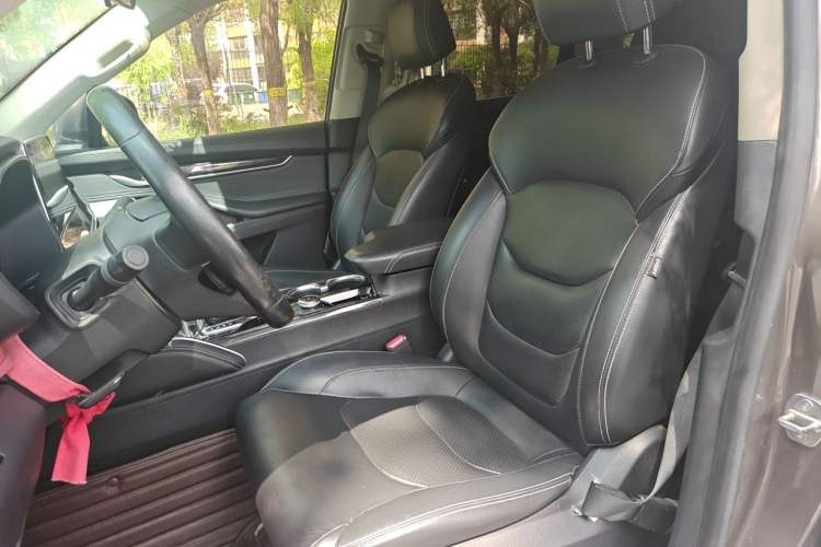 Used SAIC MAXUS D90  Left Front Seat