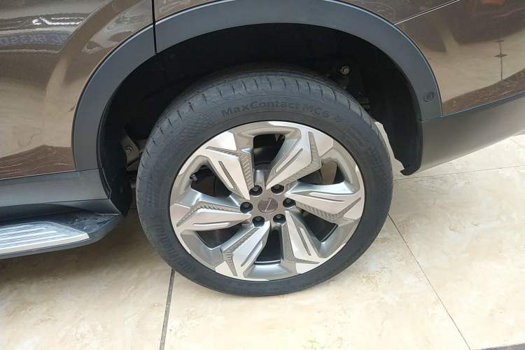 Used SAIC MAXUS D90 2017 2.0T Automatic All-Wheel Drive Polaris Left Rear Wheel Hub