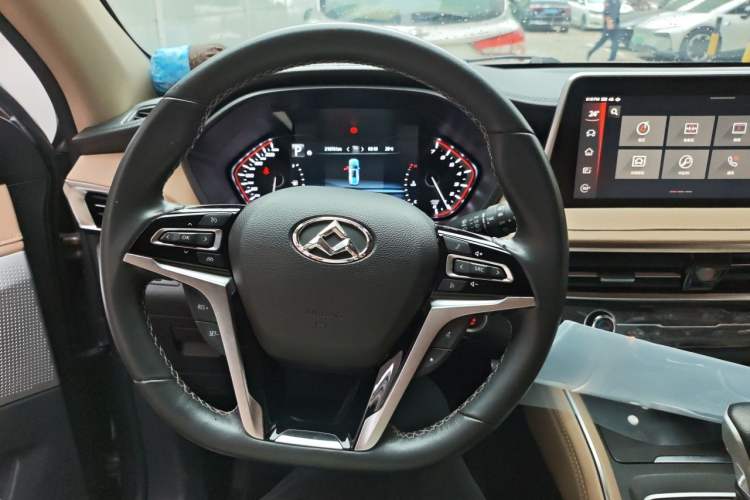 Used SAIC MAXUS D90 2017 2.0T Automatic Two-Wheel Drive - Uranus Steering Wheel