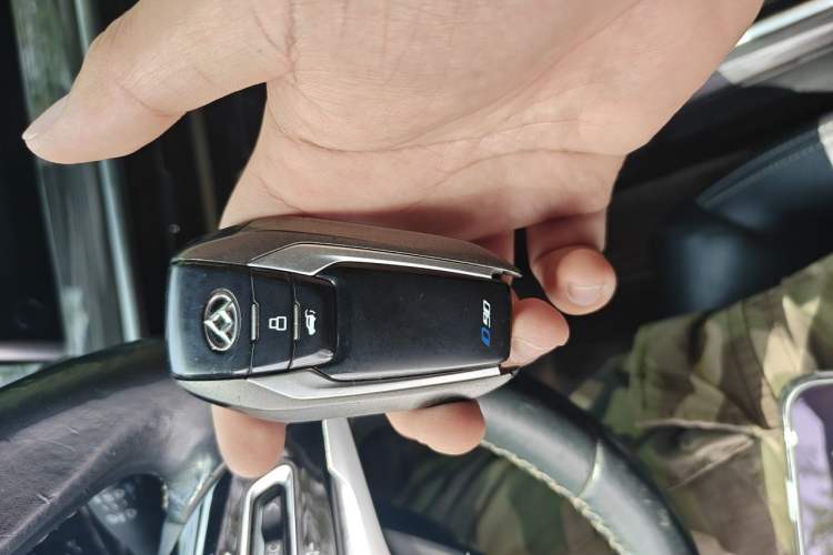 Used SAIC MAXUS D90  Vehicle Key