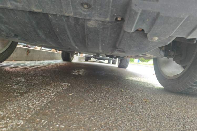 Used SAIC MAXUS D90  Chassis Front