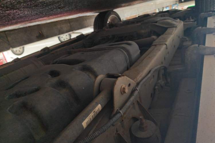 Used SAIC MAXUS D90  Chassis Rear Left