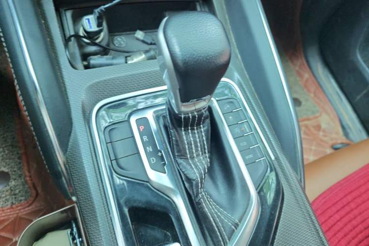 Used SAIC MAXUS D90  Gear Lever
