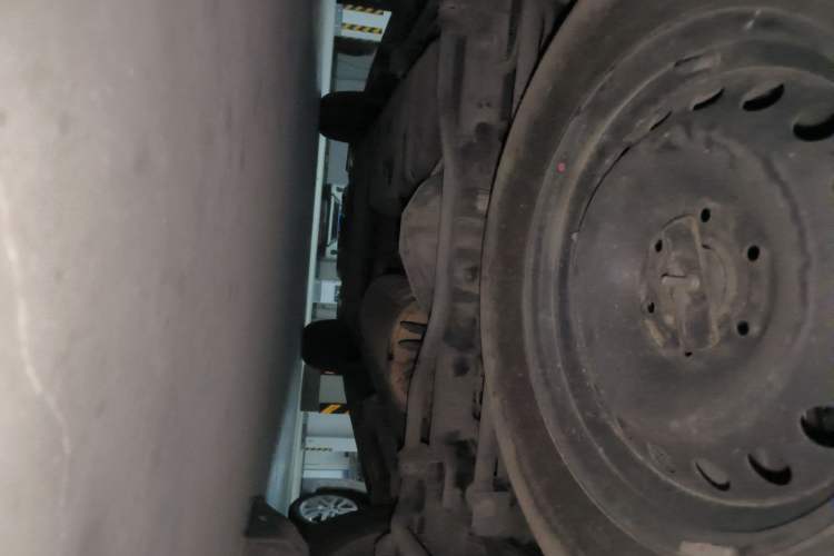 Used SAIC MAXUS D90 2017 2.0T Automatic Two-Wheel Drive Mercury Base Edition Chassis Rear