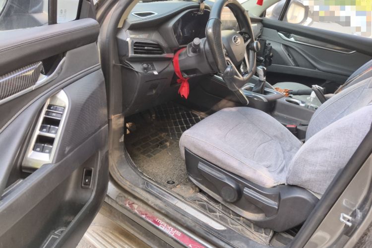 Used SAIC MAXUS D90 2017 2.0T Manual Two-Wheel Drive Mars Base Edition Driver Seat