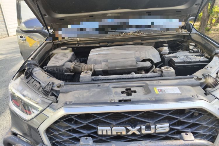 Used SAIC MAXUS D90 2017 2.0T Manual Two-Wheel Drive Mars Base Edition Engine Bay Right