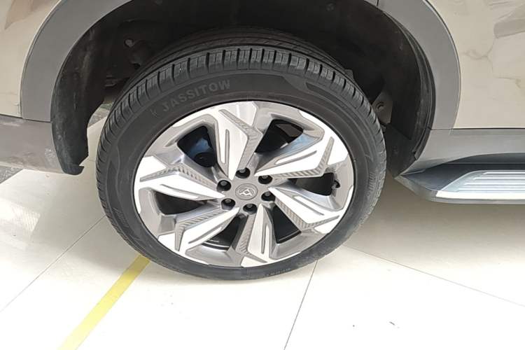Used SAIC MAXUS D90 2017 2.0T Automatic All-Wheel Drive Sirius Exterior 5
