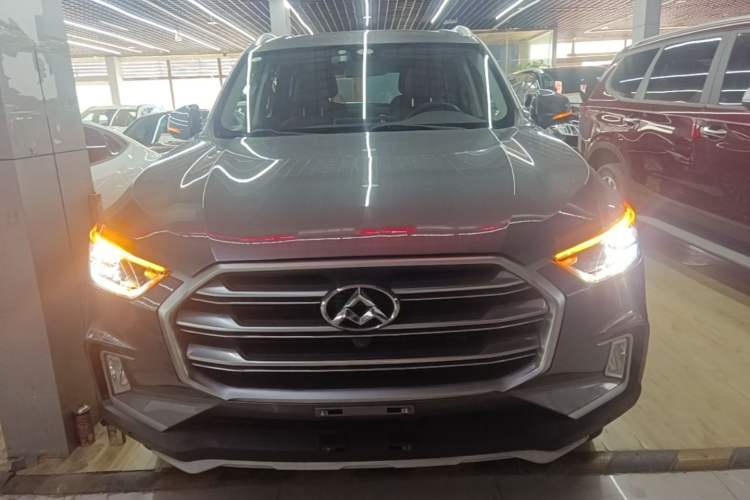 Used SAIC MAXUS D90 2017 2.0T Automatic All-Wheel Drive Sirius Front