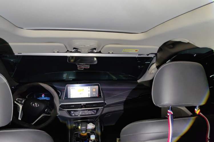 Used SAIC MAXUS D90 2017 2.0T Automatic All-Wheel Drive Sirius Headliner