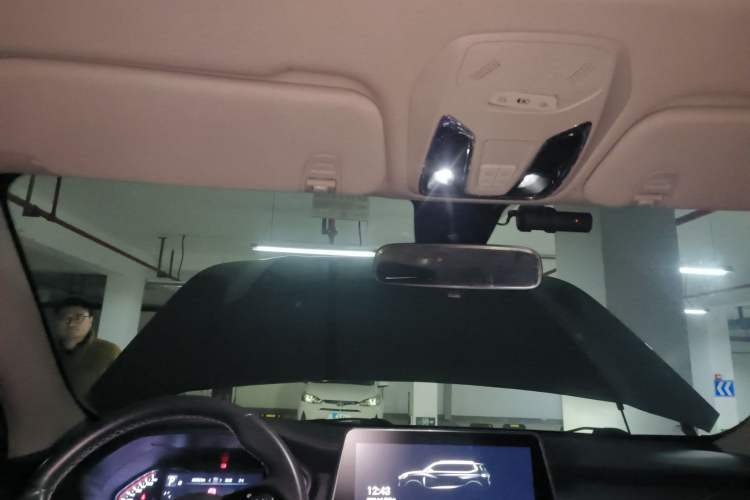 Used SAIC MAXUS D90 2017 2.0T Automatic Two-Wheel Drive Mercury Base Edition Headliner