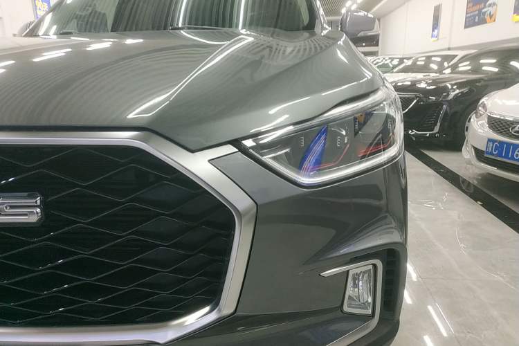 Used SAIC MAXUS D90 2017 2.0T Automatic Two-Wheel Drive - Uranus Left Front Headlight