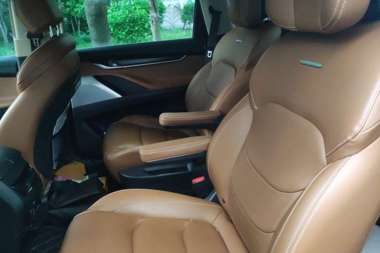 Used SAIC MAXUS D90  Left Rear Seat