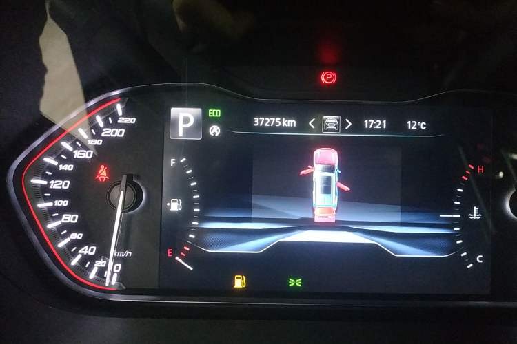 Used SAIC MAXUS D90 2017 2.0T Automatic Two-Wheel Drive - Uranus Odometer Close Up