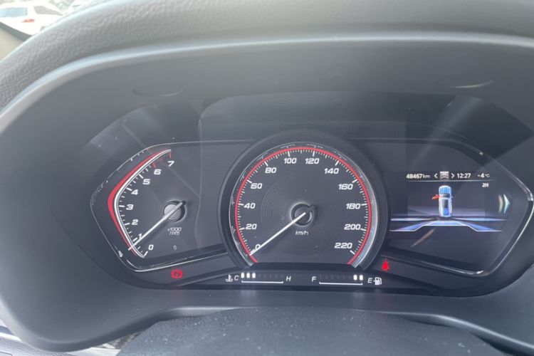 Used SAIC MAXUS D90 2017 2.0T Manual 4x4 Neptune Odometer Close Up