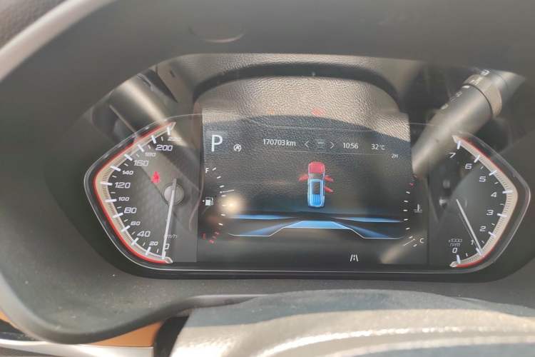 Used SAIC MAXUS D90 2017 2.0T Automatic All-Wheel Drive Sirius Odometer Close Up