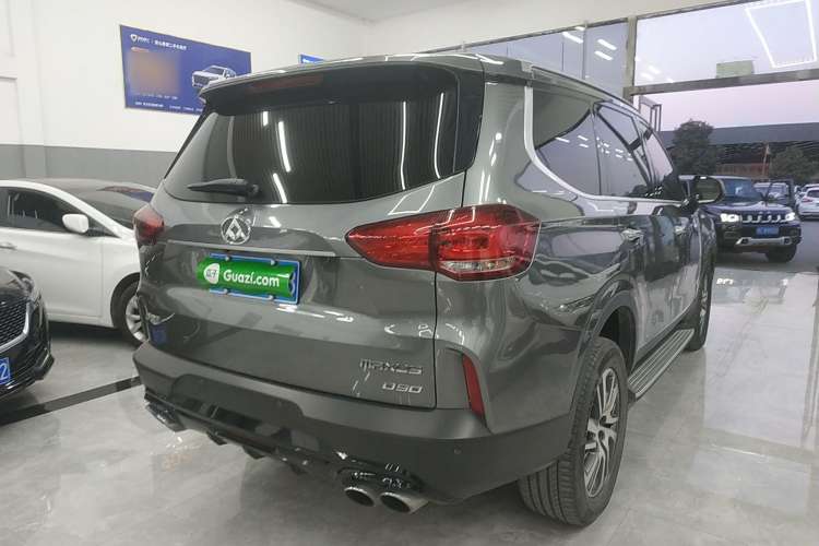 Used SAIC MAXUS D90 2017 2.0T Automatic Two-Wheel Drive - Uranus Rear Right 45 Deg