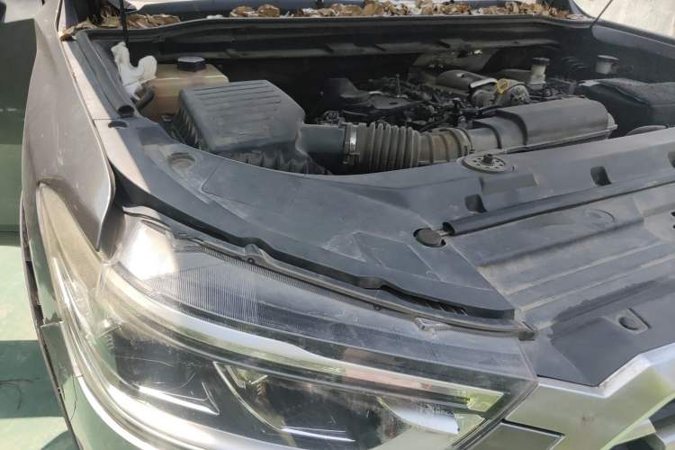 Used SAIC MAXUS D90 2017 2.0T Automatic Two-Wheel Drive Mercury Right Front Headlight