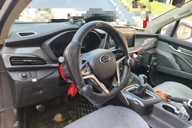 Used SAIC MAXUS D90 2017 2.0T Manual Two-Wheel Drive Mars Base Edition Steering Wheel