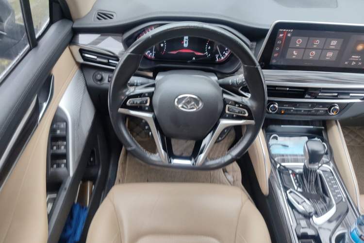 Used SAIC MAXUS D90 2017 2.0T Automatic Two-Wheel Drive - Uranus Steering Wheel