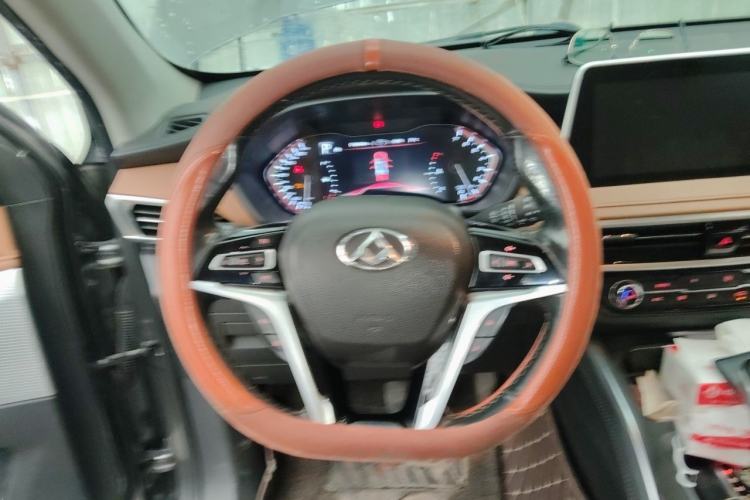 Used SAIC MAXUS D90 2017 2.0T Automatic Two-Wheel Drive Mercury Steering Wheel