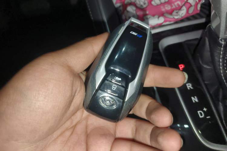 Used SAIC MAXUS D90 2017 2.0T Automatic Two-Wheel Drive Mercury Base Edition Vehicle Key