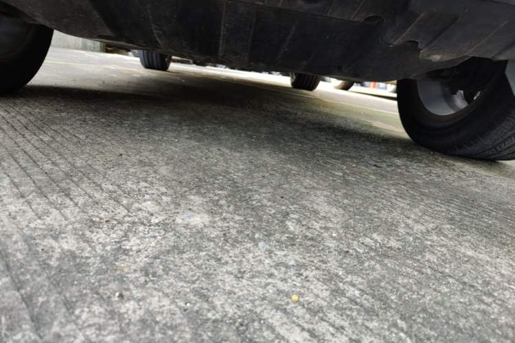 Used SAIC MAXUS D90 2017 2.0T Manual Two-Wheel Drive Mars Chassis Front