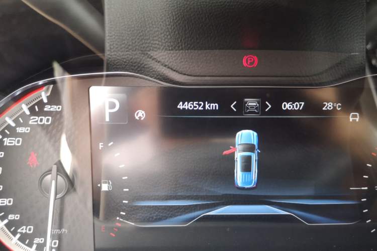 Used SAIC MAXUS D90 2017 2.0T Automatic All-Wheel Drive Sirius Odometer Close Up