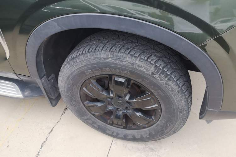 Used SAIC MAXUS D90 2017 2.0T Automatic All-Wheel Drive Sirius Right Front Wheel Hub