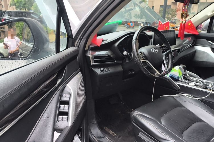 Used SAIC MAXUS D90 2017 2.0T Automatic Two-Wheel Drive Mercury Base Edition Driver Seat