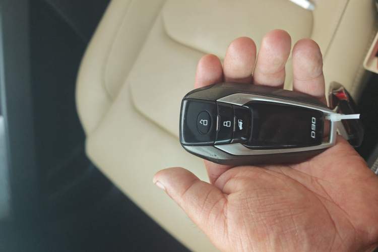 Used SAIC MAXUS D90 2017 2.0T Automatic All-Wheel Drive Sirius Vehicle Key