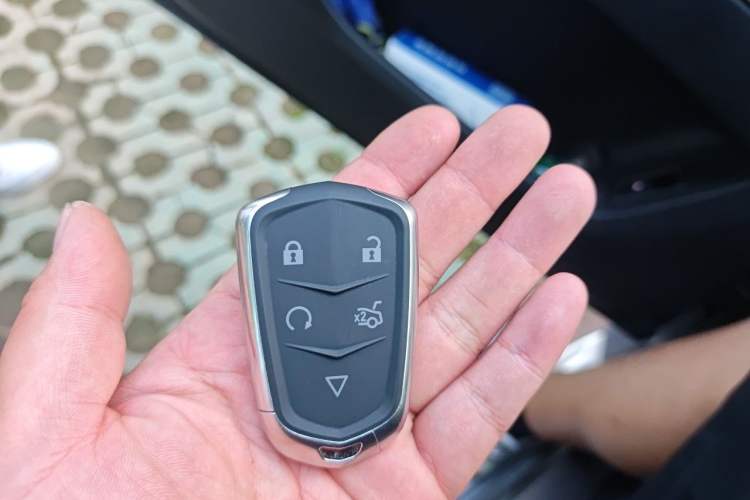 Used SAIC MAXUS D90 2017 2.0T Automatic Two-Wheel Drive - Uranus Vehicle Key