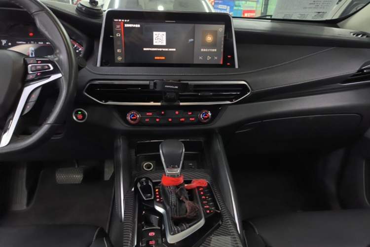 Used SAIC MAXUS D90 2017 2.0T Automatic Two-Wheel Drive - Uranus Audio And AC Panel