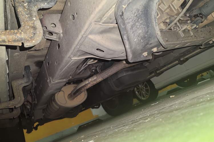 Used SAIC MAXUS D90 2017 2.0T Automatic All-Wheel Drive Sirius Chassis Front Right