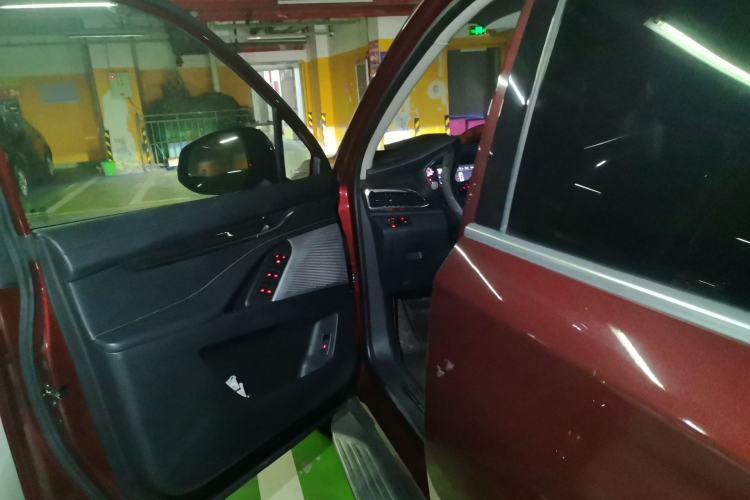 Used SAIC MAXUS D90 2017 2.0T Automatic All-Wheel Drive Sirius Driver Seat