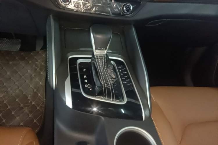 Used SAIC MAXUS D90 2017 2.0T Automatic Two-Wheel Drive Mercury Gear Lever