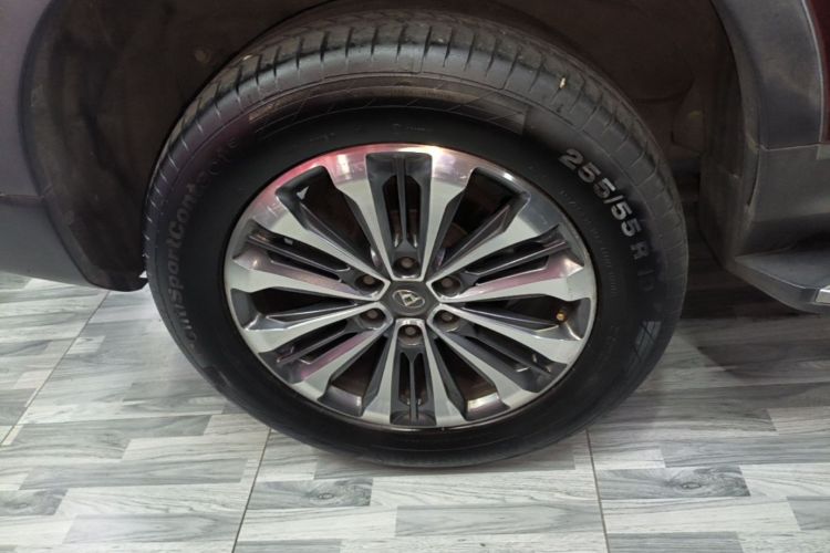 Used SAIC MAXUS D90 2017 2.0T Automatic Two-Wheel Drive - Uranus Right Rear Wheel Hub