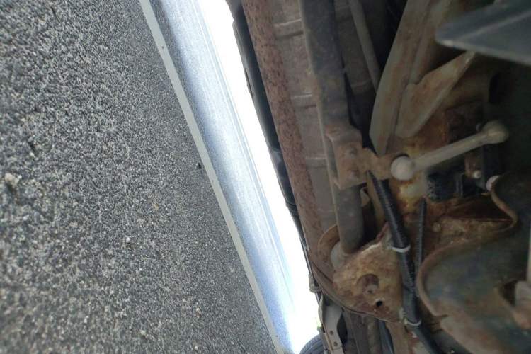 Used SAIC MAXUS D90 2017 2.0T Automatic Two-Wheel Drive Mercury Chassis Rear Right