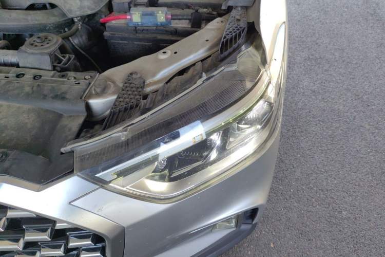 Used SAIC MAXUS D90 2017 2.0T Automatic Two-Wheel Drive Mercury Engine Bay Left