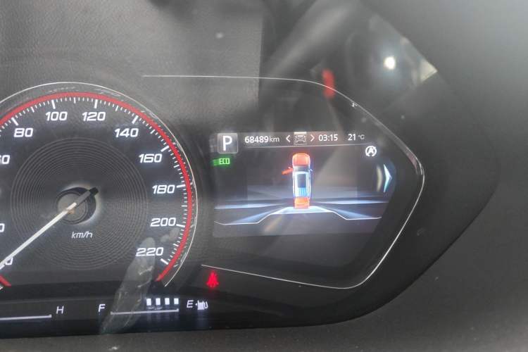Used SAIC MAXUS D90 2017 2.0T Automatic Two-Wheel Drive Mercury Odometer Close Up