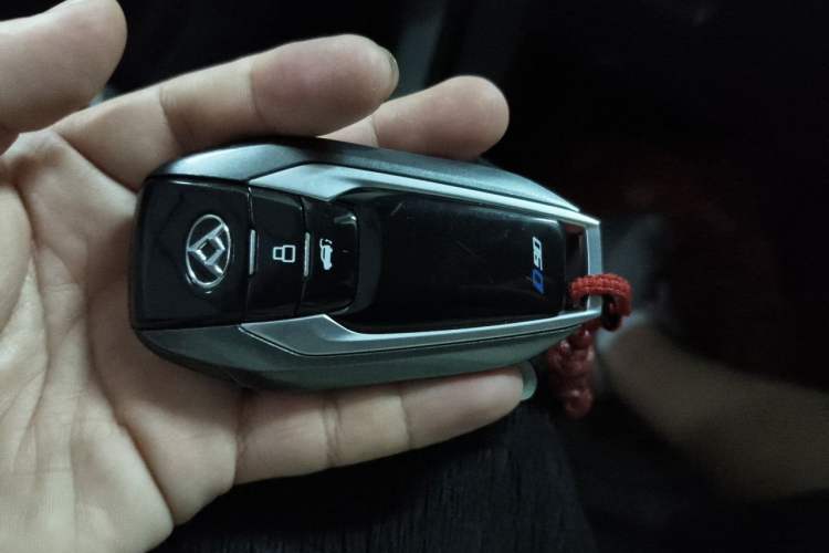 Used SAIC MAXUS D90 2017 2.0T Automatic All-Wheel Drive Polaris Vehicle Key