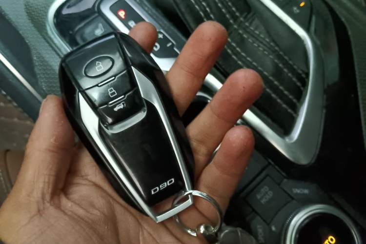 Used SAIC MAXUS D90 2017 2.0T Automatic All-Wheel Drive Polaris Vehicle Key