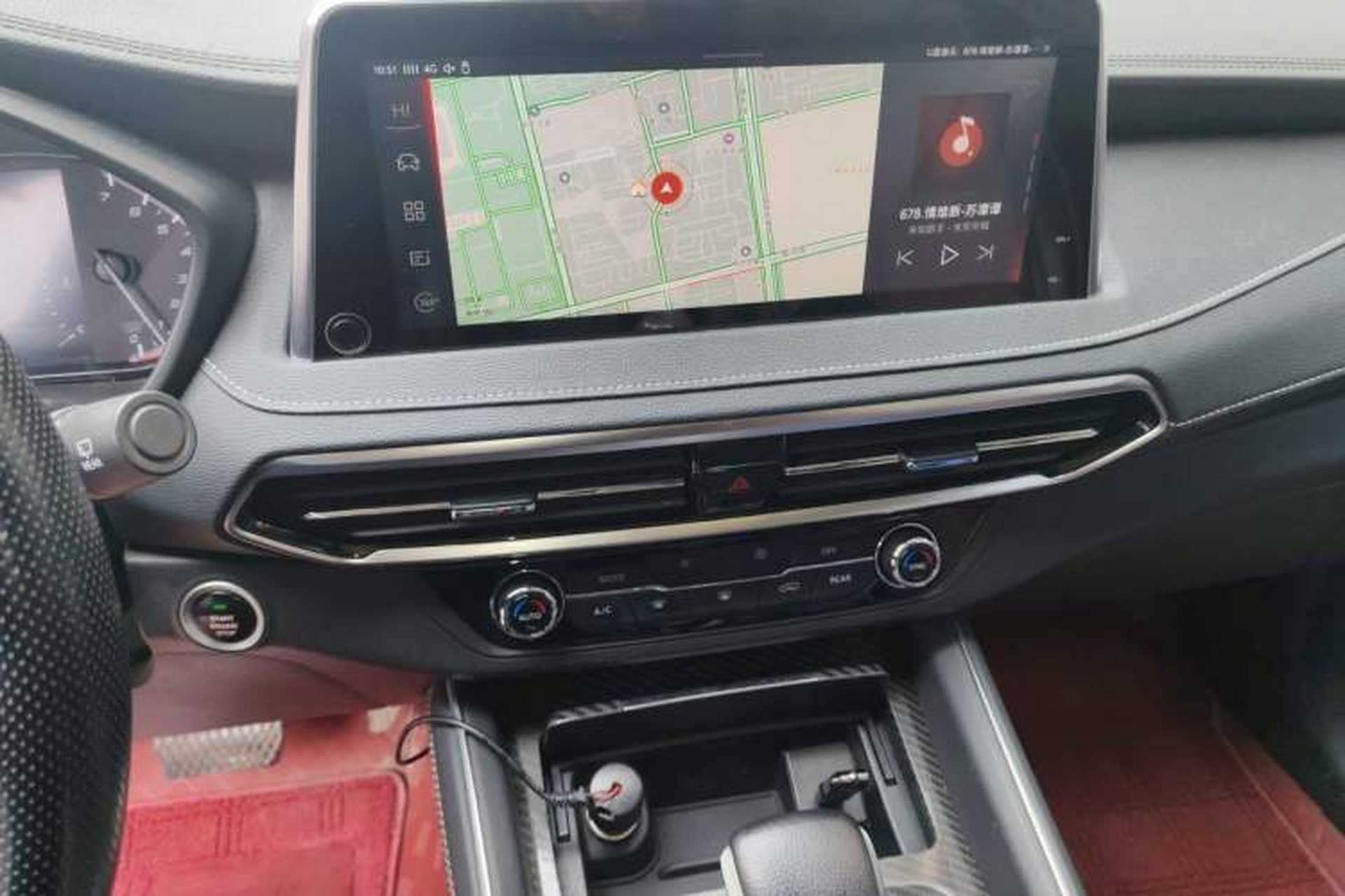 Used SAIC MAXUS D90 2017 2.0T Automatic All-Wheel Drive Sirius Audio And AC Panel