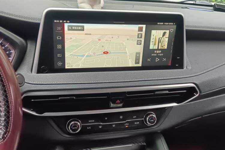Used SAIC MAXUS D90 2017 2.0T Automatic Two-Wheel Drive - Uranus Audio And AC Panel