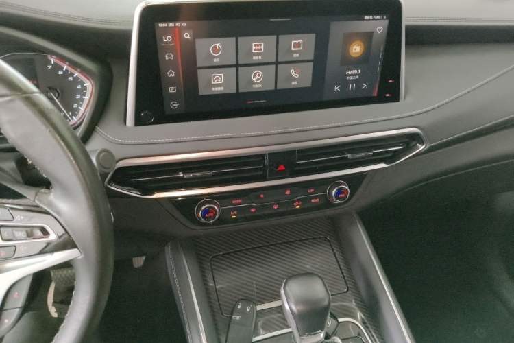 Used SAIC MAXUS D90 2017 2.0T Automatic Two-Wheel Drive - Uranus Audio And AC Panel