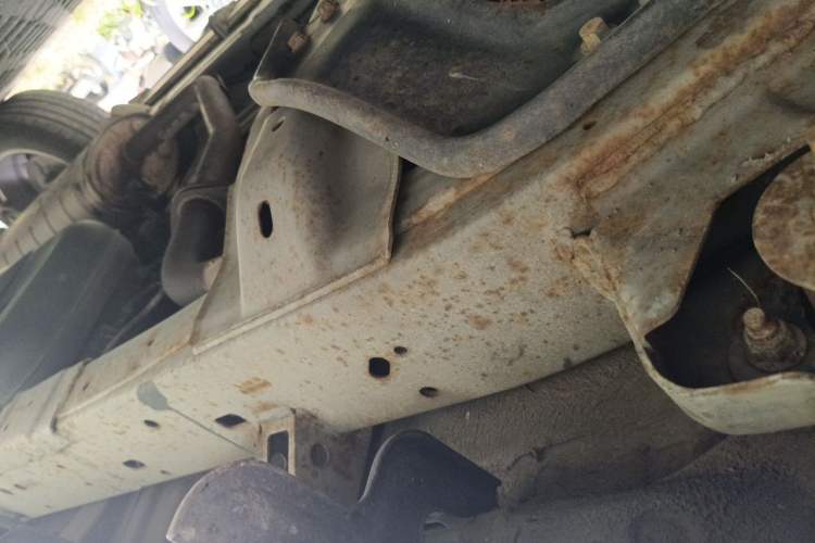 Used SAIC MAXUS D90 2017 2.0T Automatic Two-Wheel Drive - Uranus Chassis Front Left