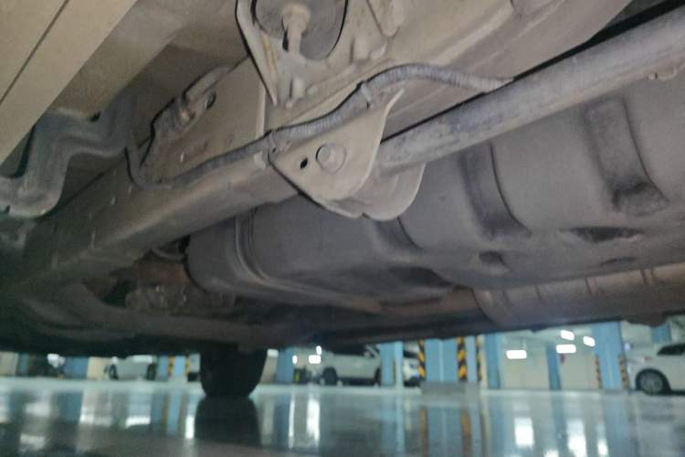 Used SAIC MAXUS D90 2017 2.0T Automatic All-Wheel Drive Sirius Chassis Rear Left