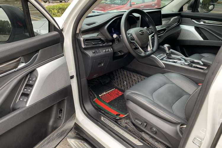 Used SAIC MAXUS D90  Driver Seat
