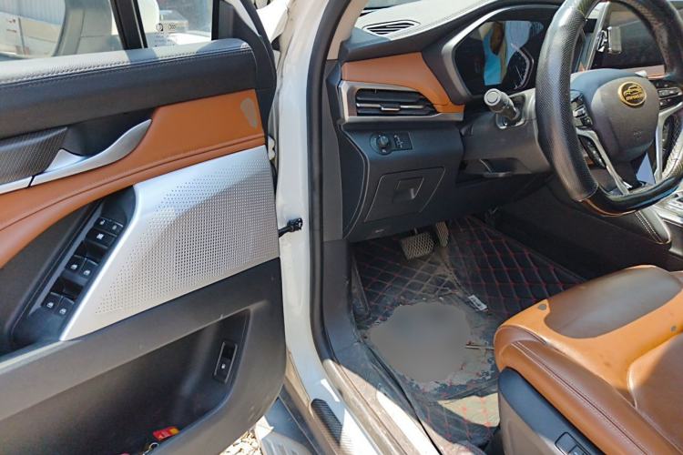 Used SAIC MAXUS D90 2017 2.0T Automatic All-Wheel Drive Sirius Driver Seat